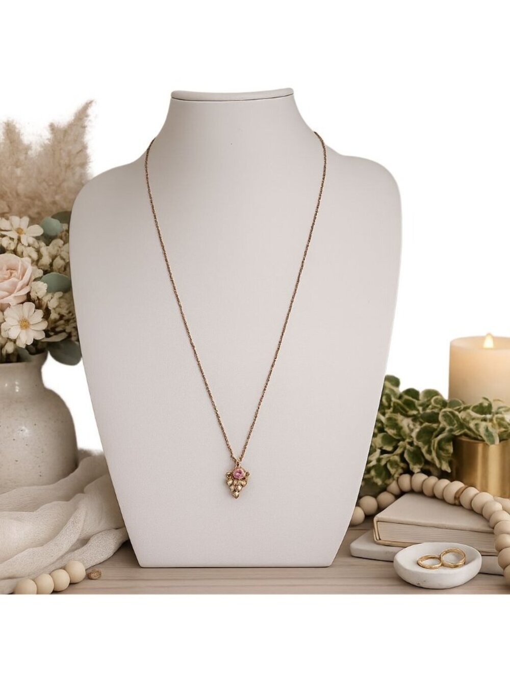 Avon Gold Tone Chain Necklace Faux Pearl Grape Cluster Pink Rose Pendant Vintage